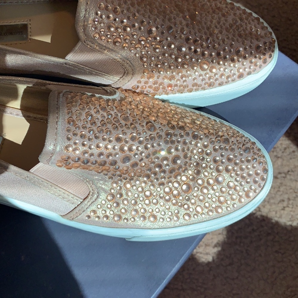 INC Shoes - Picture 2 of 3